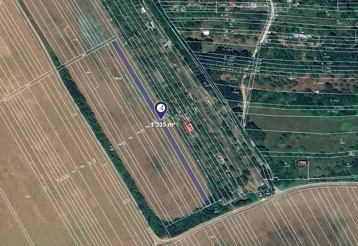 Prodej pole 1335 m²